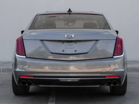 Used 2018 Cadillac CT6 Platinum AWD/4WD image 14