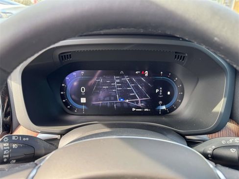 Certified 2023 Volvo XC60 B5 Plus image 23