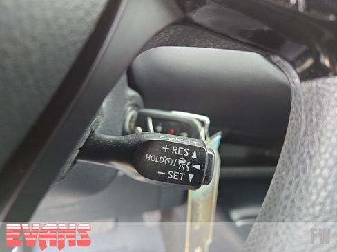 Used 2021 Toyota C-HR LE image 13