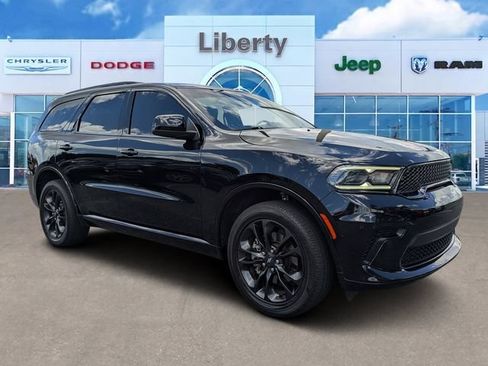 Used 2024 Dodge Durango SXT w/ SXT Blacktop Group AWD/4WD image 1