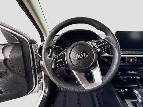 Used 2019 Kia Forte LXS FWD image 13