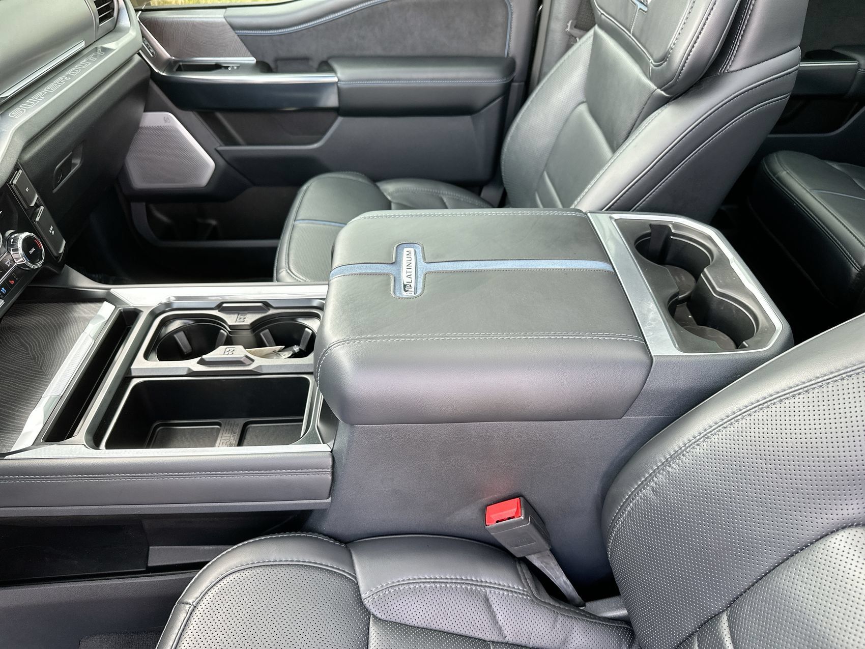 Used 2025 Ford F350 Platinum AWD/4WD image 21