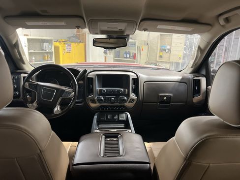 Used 2018 GMC Sierra 3500 Denali w/ Duramax Plus Package image 15