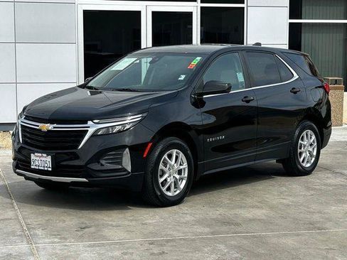 Used 2022 Chevrolet Equinox LT FWD image 4