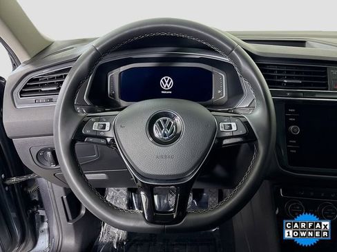 Used 2021 Volkswagen Tiguan SEL image 11