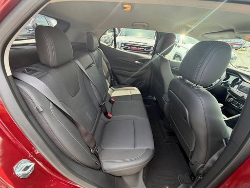 Used 2023 Buick Encore GX Select w/ Sport Touring Package FWD image 21