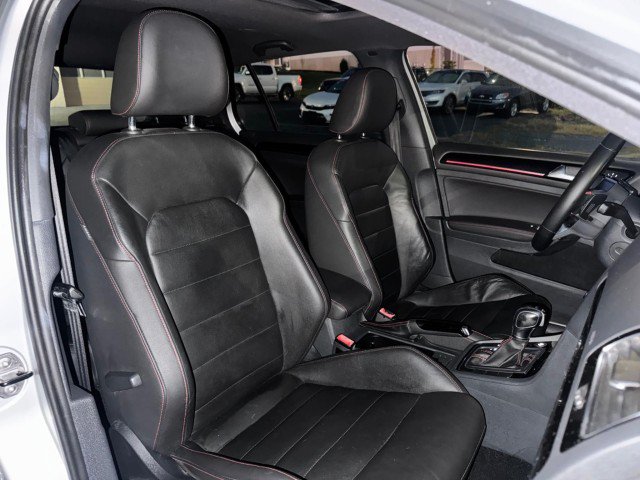 Used 2016 Volkswagen GTI Autobahn w/ Lighting Package (SEL) FWD image 11
