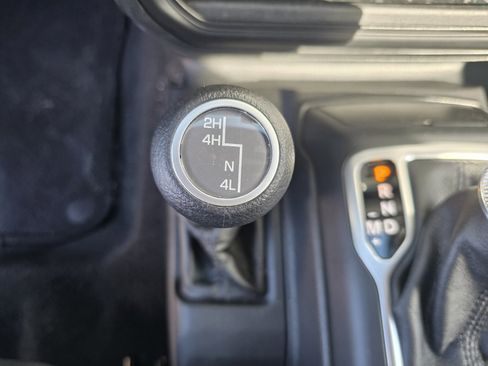 Used 2021 Jeep Wrangler Unlimited Sport image 23