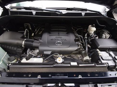 Used 2019 Toyota Tundra 1794 Edition image 28