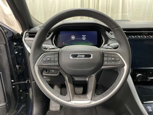 Used 2024 Jeep Grand Cherokee Limited 4xe AWD/4WD image 11