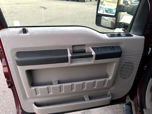 Used 2008 Ford F250 FX4 image 14