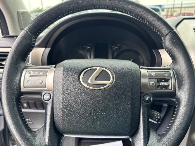 Used 2019 Lexus GX 460 AWD/4WD image 21