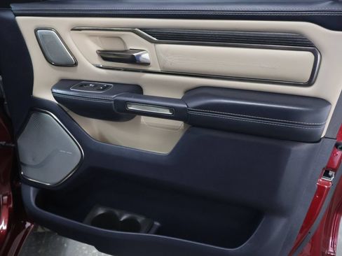 Used 2021 RAM 1500 Limited AWD/4WD image 11