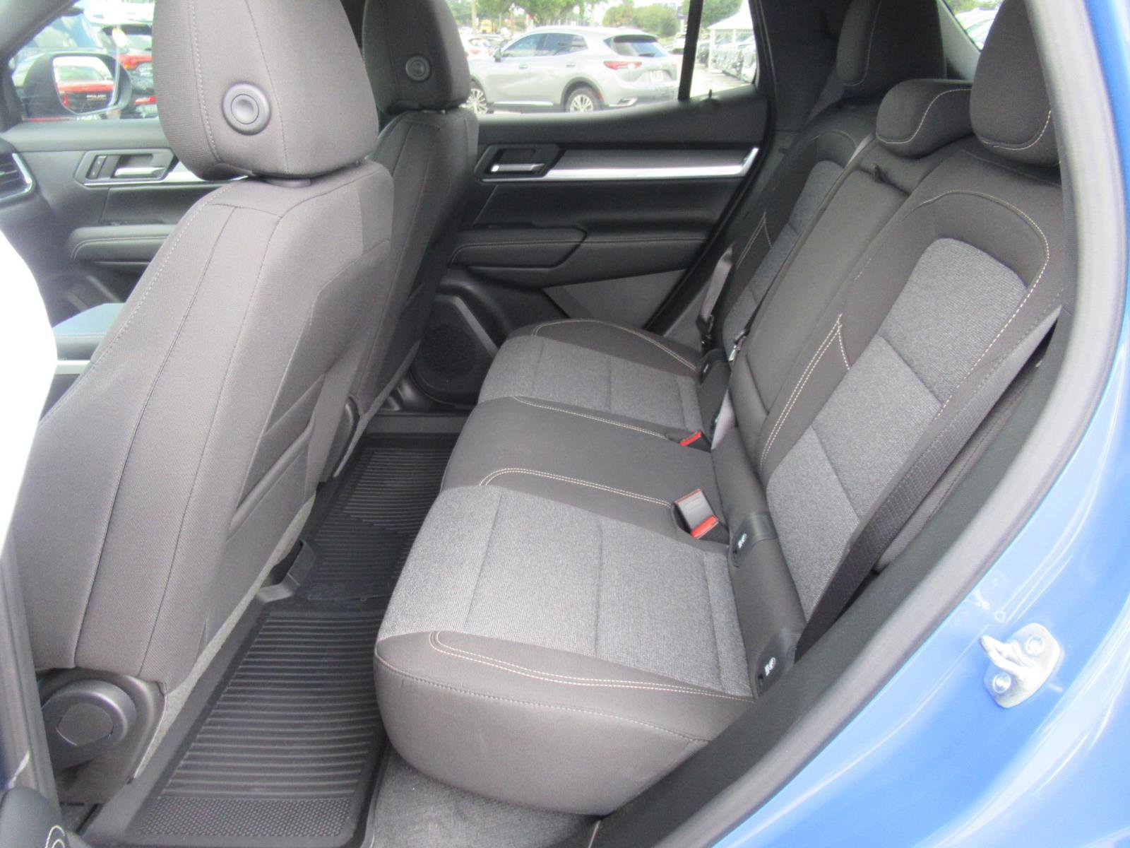 Used 2026 GMC Terrain Elevation w/ Black Edition FWD image 34