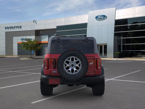 New 2025 Ford Bronco Badlands image 5