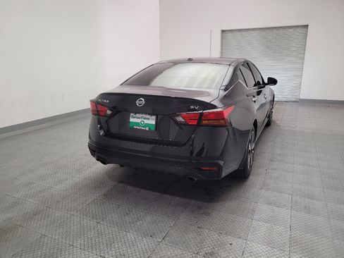 Used 2019 Nissan Altima 2.5 SV FWD image 7