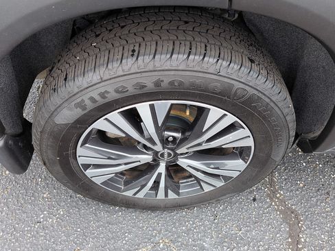Used 2023 Nissan Rogue SV AWD/4WD image 9