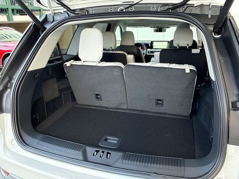 New 2026 Lincoln Aviator Reserve image 12