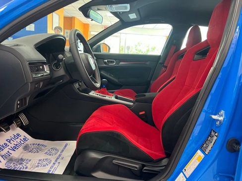 Used 2025 Honda Civic Type R image 17