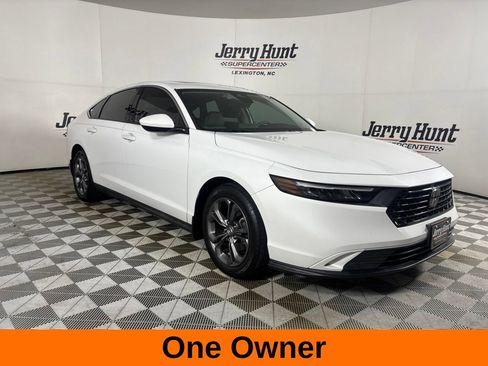 Used 2023 Honda Accord EX image 4