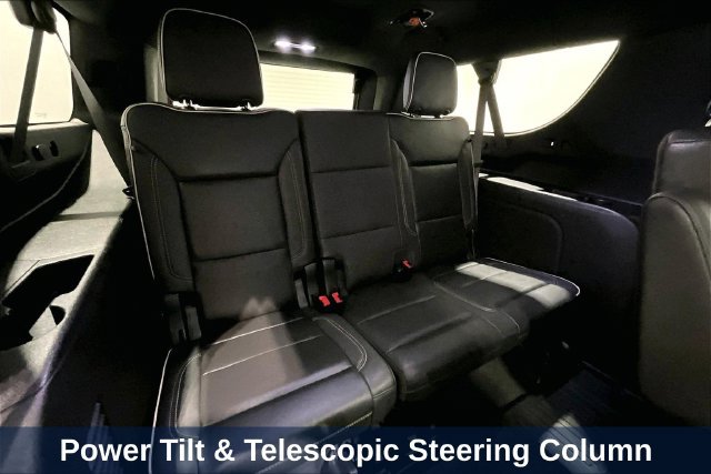 Used 2023 GMC Yukon XL SLT w/ SLT Luxury Package AWD/4WD image 35