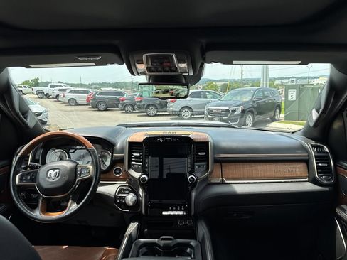 Used 2022 RAM 1500 Limited AWD/4WD image 17