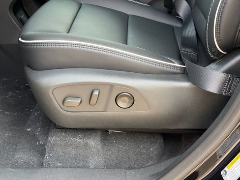 New 2026 GMC Acadia Denali AWD/4WD image 12