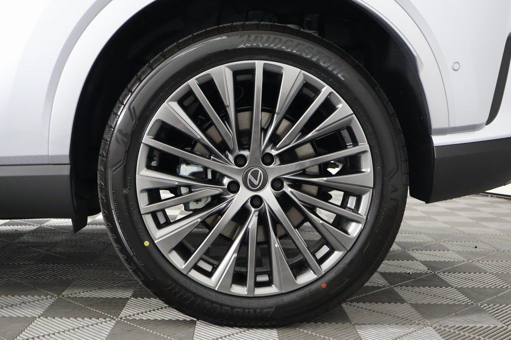 New 2026 Lexus RX 450h AWD w/ Convenience Package image 10