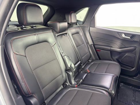 Used 2024 Ford Escape ST-Line w/ Tech Pack #1 image 31