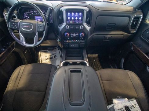 Used 2020 GMC Sierra 1500 Elevation w/ Elevation Value Package image 12