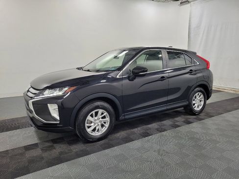 Used 2018 Mitsubishi Eclipse Cross ES image 2