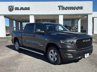 New 2026 RAM 1500 4x4 Crew Cab video 2