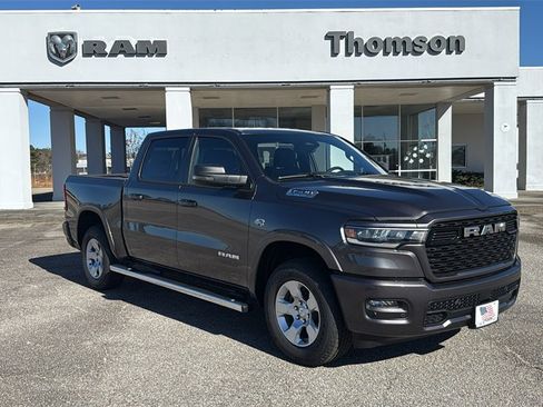 New 2026 RAM 1500 4x4 Crew Cab image 2