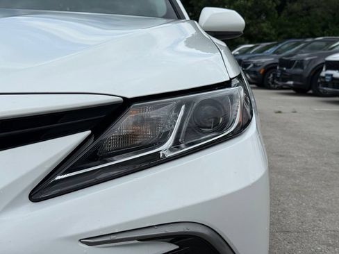 Used 2024 Toyota Camry LE FWD image 4