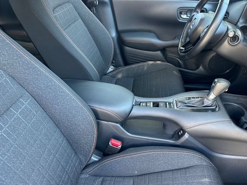 Certified 2025 Honda HR-V Sport image 18