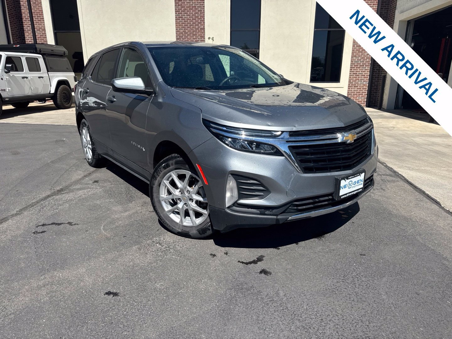 Used 2023 Chevrolet Equinox LT AWD/4WD image 1