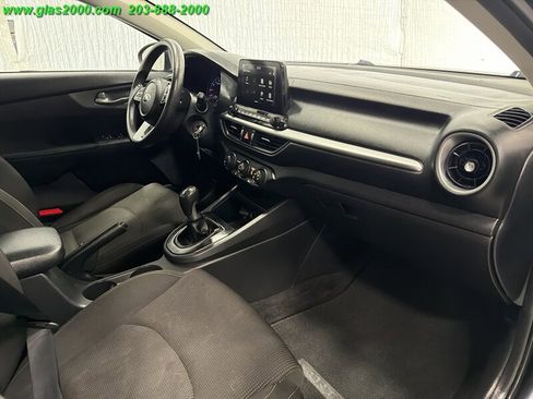 Used 2021 Kia Forte Sedan FWD image 5