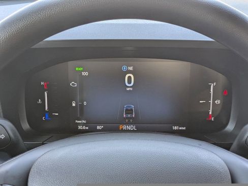 New 2025 Ford Maverick XL image 27