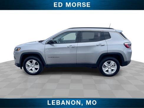 Used 2022 Jeep Compass Latitude w/ Convenience Group AWD/4WD image 5
