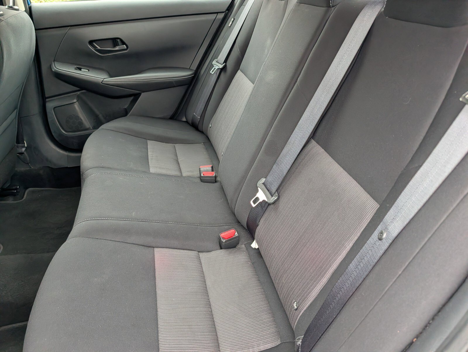 Used 2024 Nissan Sentra SV FWD image 20