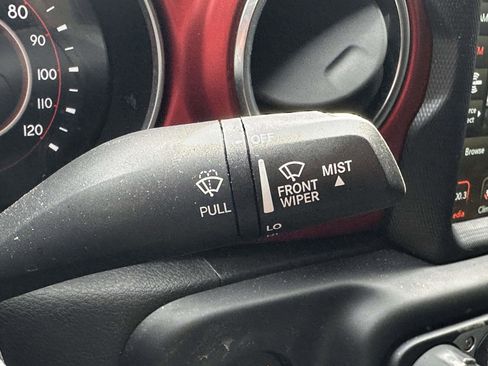 Used 2021 Jeep Gladiator Rubicon AWD/4WD image 32