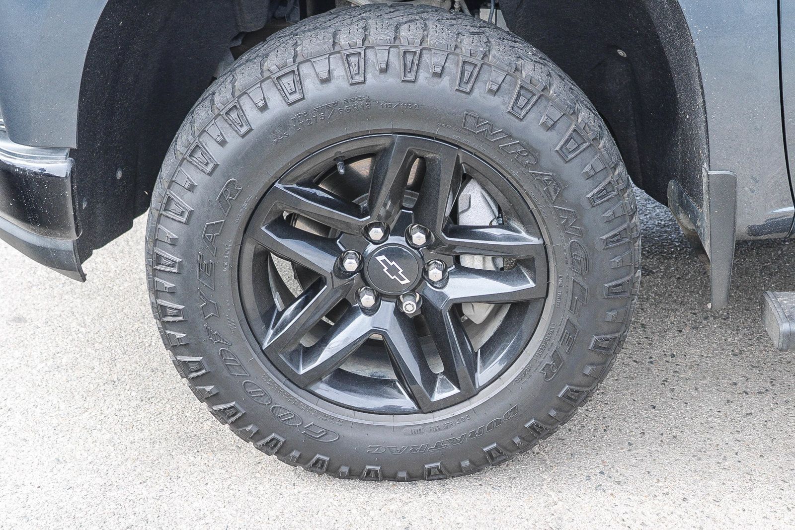 Used 2021 Chevrolet Silverado 1500 Custom Trail Boss AWD/4WD image 9