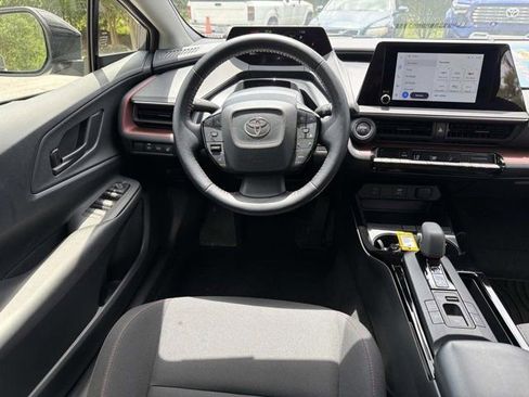 Used 2024 Toyota Prius Prime FWD image 22