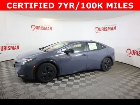 Used 2025 Toyota Prius LE image 6