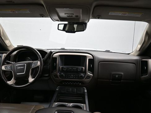 Used 2016 GMC Sierra 3500 Denali w/ Duramax Plus Package image 31