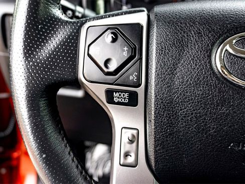 Used 2022 Toyota 4Runner SR5 image 18