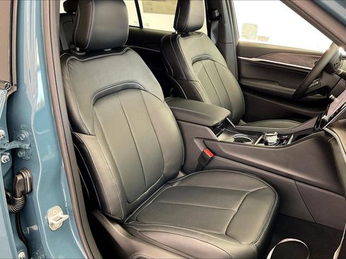 New 2027 Jeep Grand Cherokee Limited AWD/4WD image 9