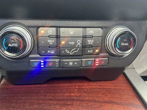 Used 2019 Ford F250 King Ranch w/ King Ranch Ultimate Package AWD/4WD image 19