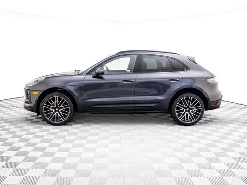 Certified 2026 Porsche Macan AWD/4WD image 2