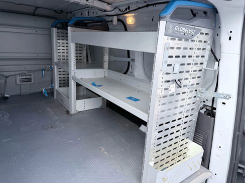 Used 2016 Ford Transit Connect XL image 10